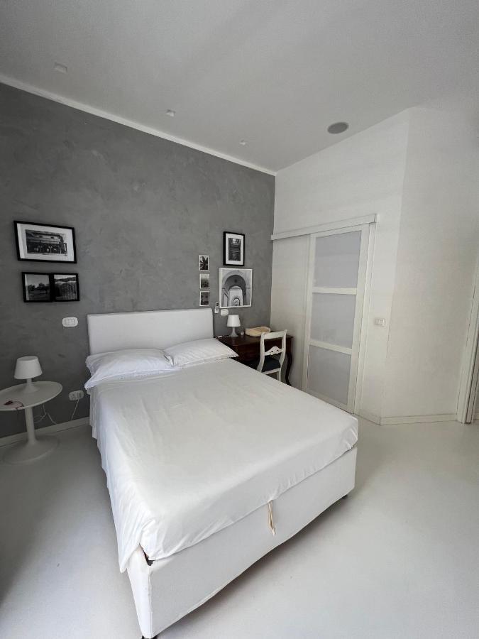 Rome, Beautiful Apartment In A Vintage Building Lido di Ostia Exterior photo